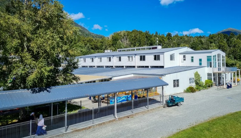 Gloriavale’s working structure resembles a ‘sweatshop’ – lawyer