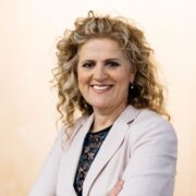 Home-grown Gloriavale doco