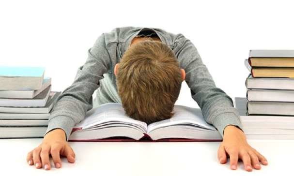 Ministry fails sect schools